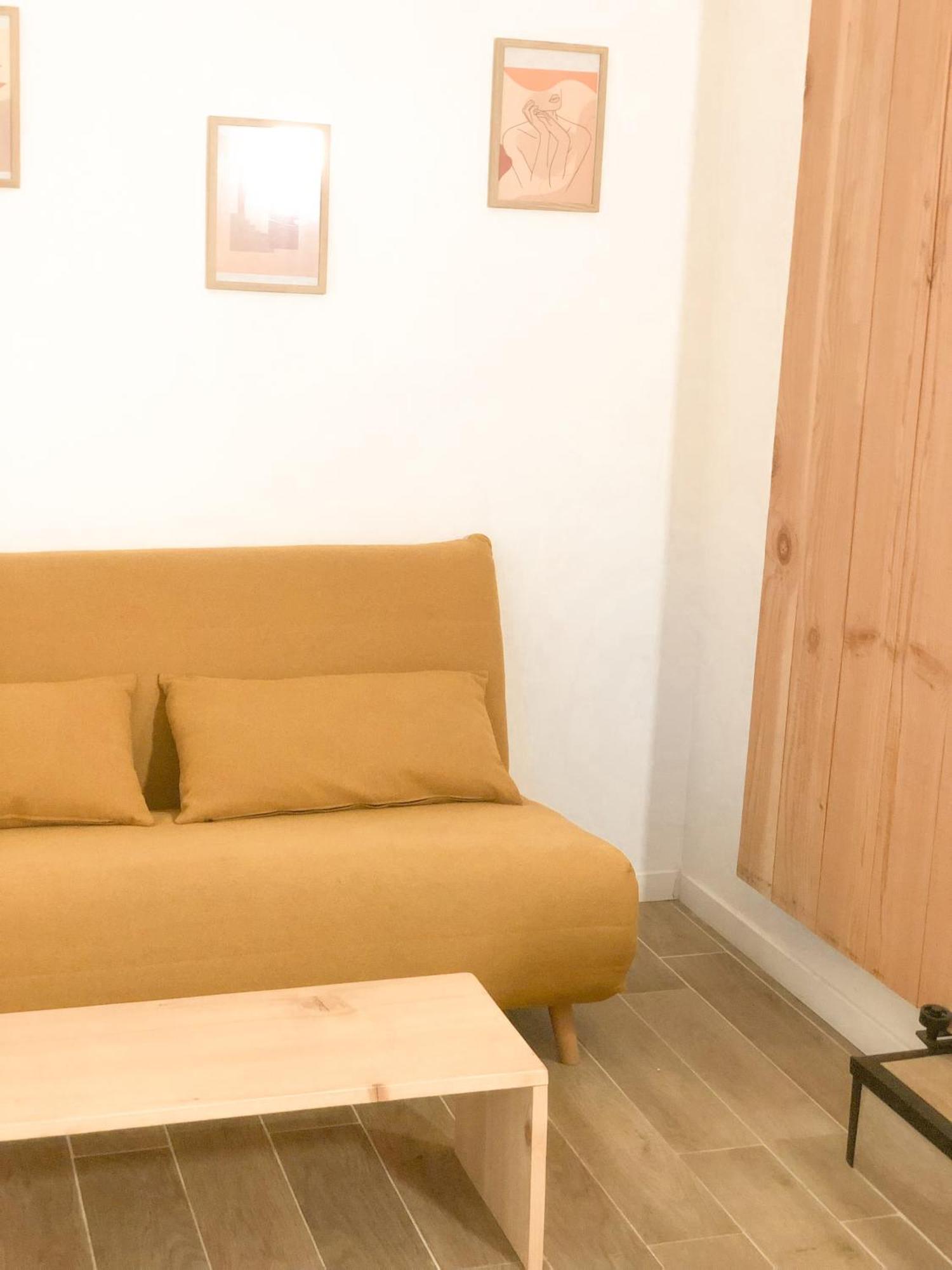 Le Studio Du Coutach Quissac  Luaran gambar