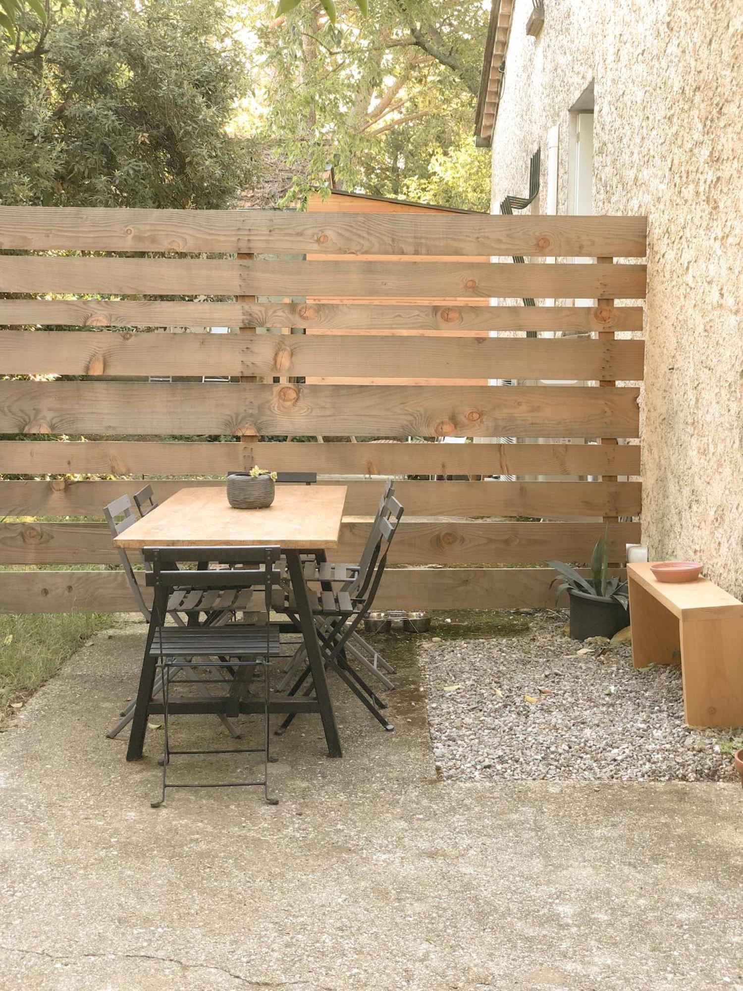 Le Studio Du Coutach Quissac  Luaran gambar