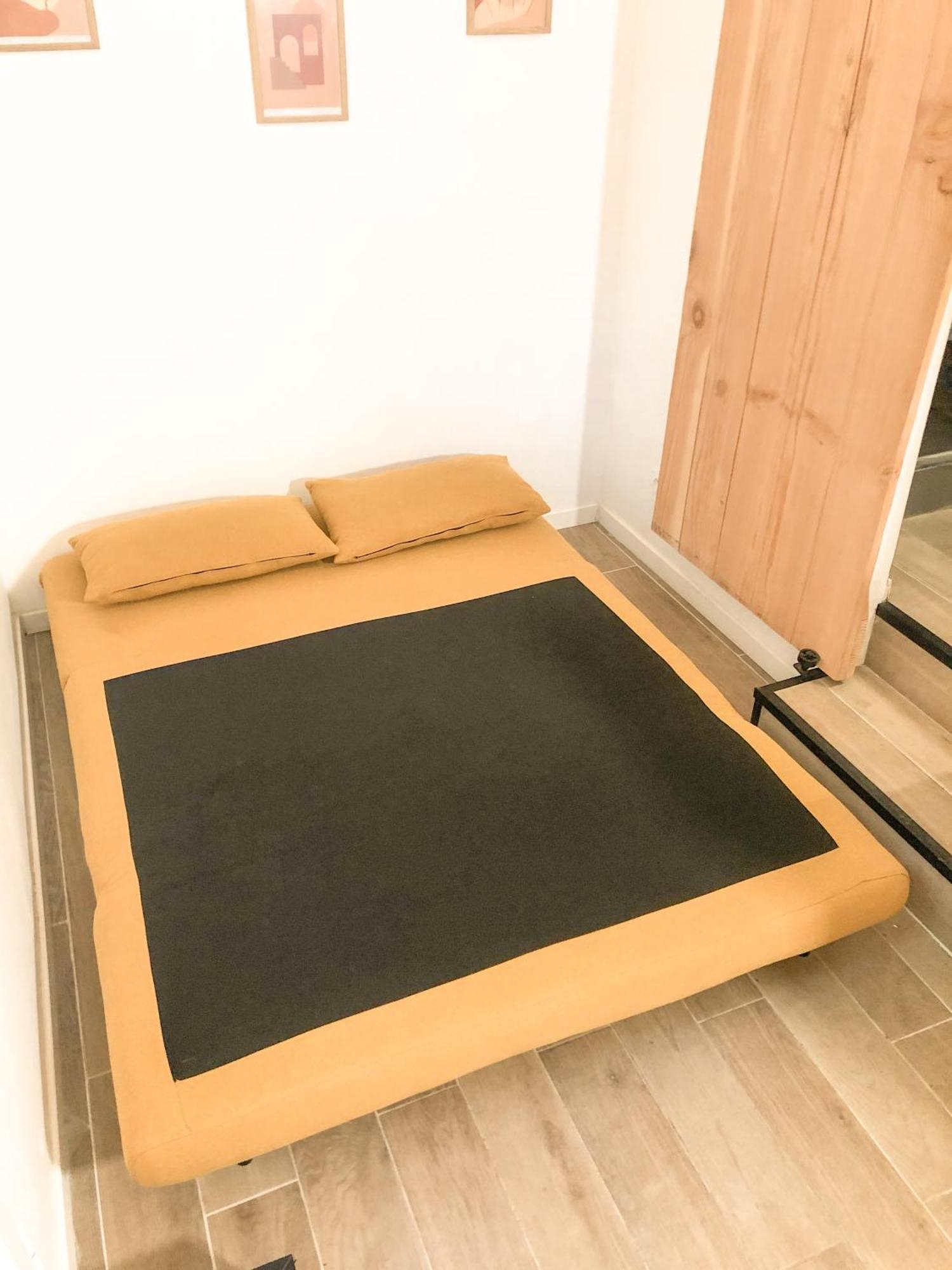 Le Studio Du Coutach Quissac  Luaran gambar
