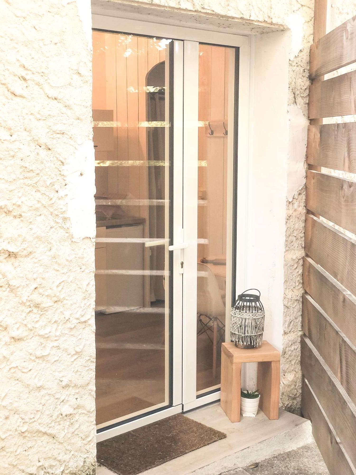Le Studio Du Coutach Quissac  Luaran gambar