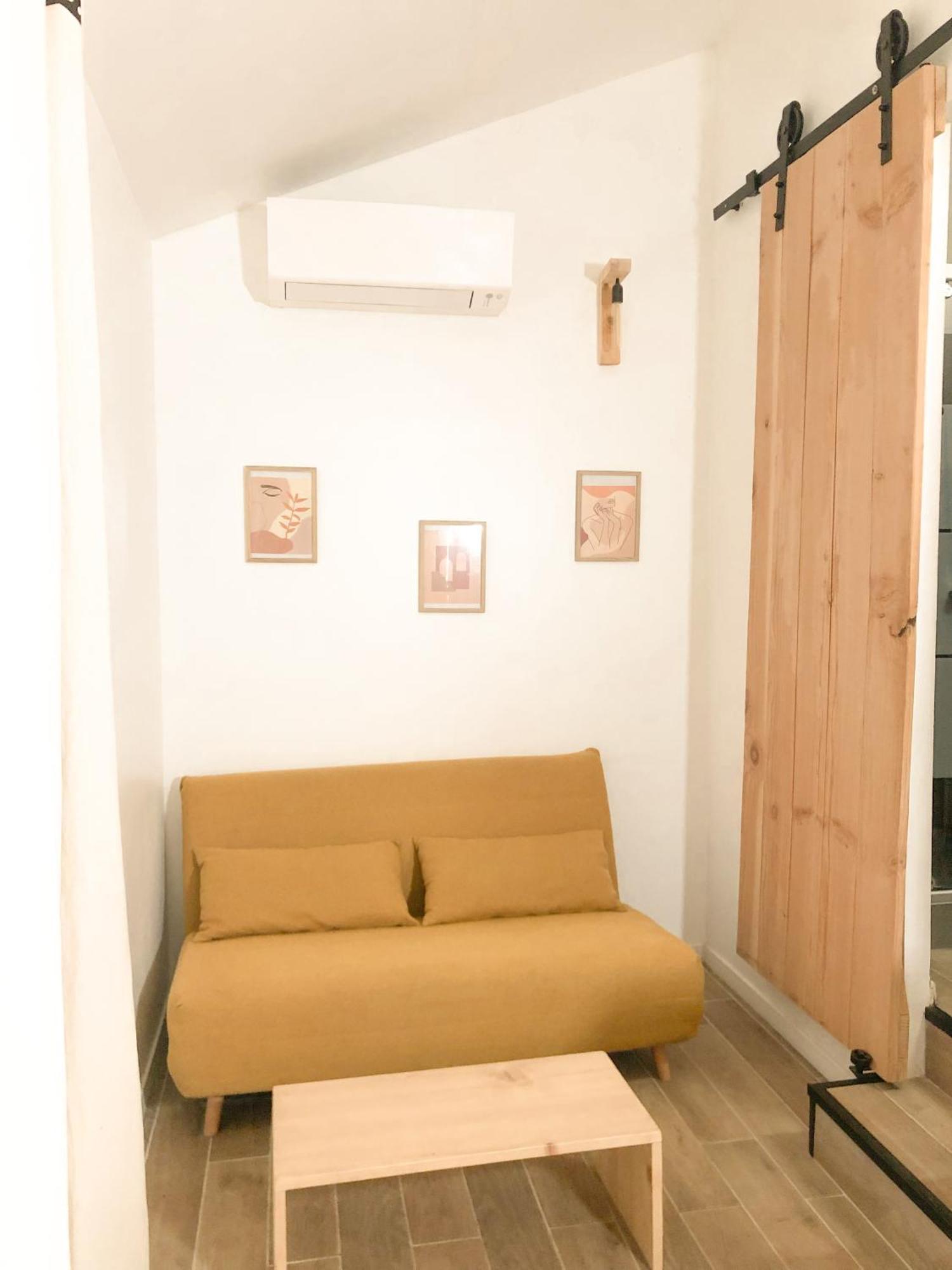 Le Studio Du Coutach Quissac  Luaran gambar